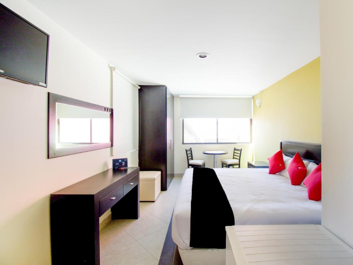 Hotel Escala Puebla Centro Exteriör bild